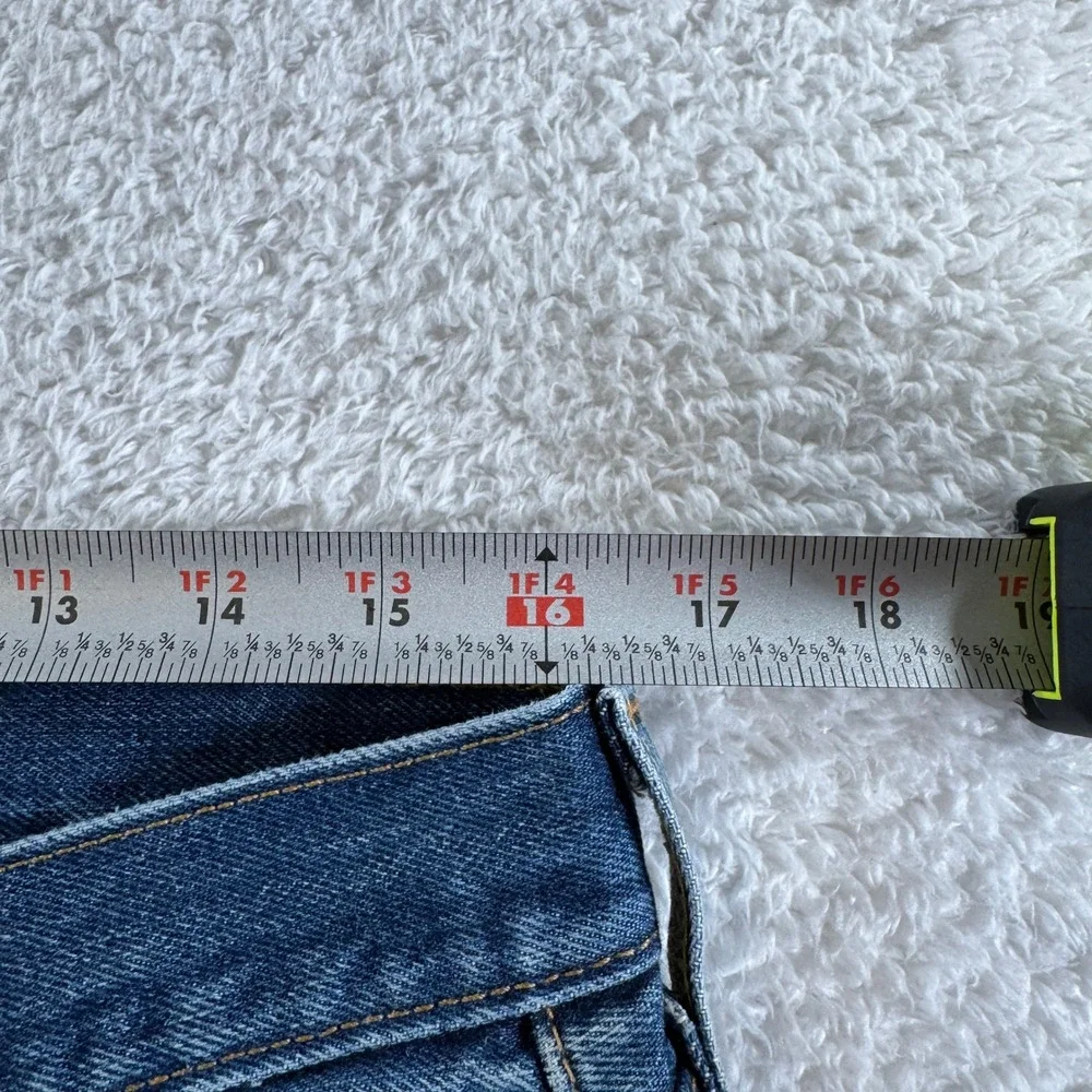 Levis 501 Jeans Mens 33x30 Blue Medium Wash Button Fly‎ Straight Distressed